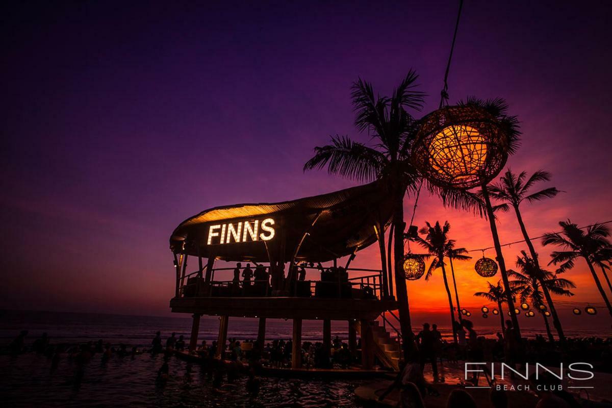 Villa Como Close To Finns Beach Club Kuta Lombok Dış mekan fotoğraf
